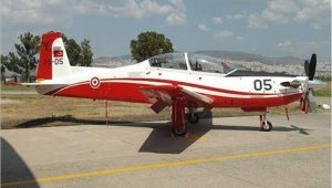 İzmir'de askeri uçak düştü