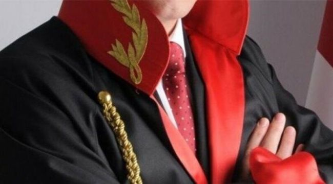 İzmir'de ceza hakimi koronadan hayatını kaybetti