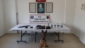İzmir'de jandarmadan zehir baskınları: 18 gözaltı