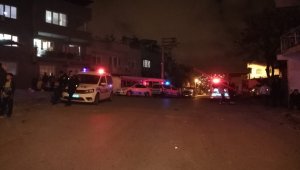 İzmir'de sokak ortasında silahlı çatışma: 6 yaralı