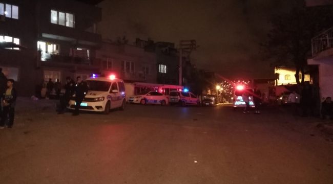 İzmir'de sokak ortasında silahlı çatışma: 6 yaralı