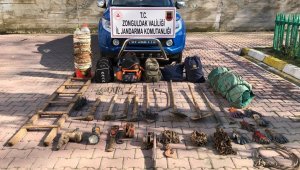 Kaçak kazı yapan şüphelilere suçüstü