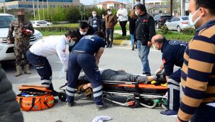 Kazada kalbi duran kadını sağlıkçılar hayata döndürdü