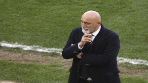 "Kıbrıs Türk Cumhuriyeti neden UEFA'da oynamıyor?"