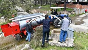 Köylere su tankeri dağıtıldı