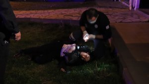 Kumarda basılan kadın 2. kattan atladı