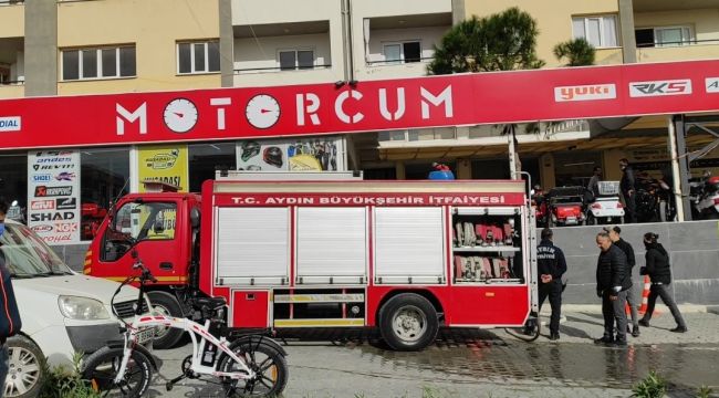 Kuşadası'ndaki ev yangını korkuttu