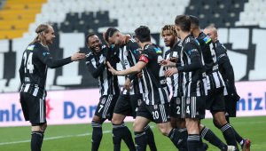 Lider Beşiktaş, yerini 3 golle korudu