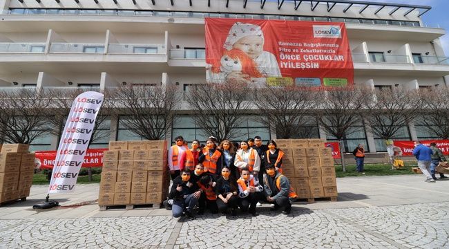 LÖSEV ' den Tüm Hastalarına Koli Koli Mutluluk!