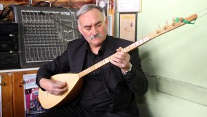 Mahalli sanatçıdan sazlı sözlü korona uyarısı