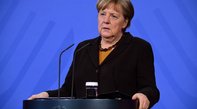 Merkel: "Virüsü birlikte yeneceğiz "