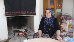 Muhtar Nihal ablanın 10 parmağında 10 marifet var