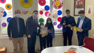 Pandemide kitap okudular, ödülleri kaptılar