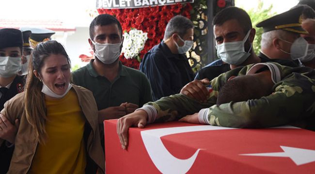 Şehit Teğmen Mehmet Kıvık, son yolculuğuna uğurlandı