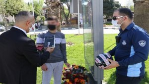 Sokaktan geçimlerini sağlayan çocukları unutmadılar