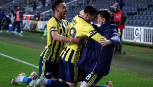 Fenerbahçe zirve takibini sürdürüyor