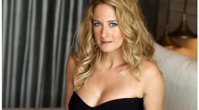 Ünlü oyuncu kanser olduğunu açıkladı