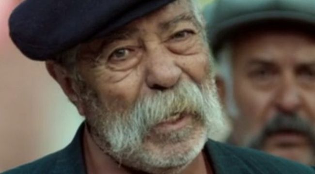 Usta oyuncu Demiröz hayatını kaybetti