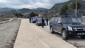 Yuh artık! Koronalı 7 kişi, kaçak yolla İstanbul'a gidip cenazeye katıldı