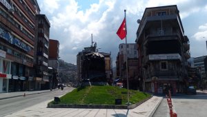 Zonguldak'ta cadde ve sokaklar boş kaldı