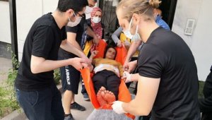 Aldattığını iddia ettiği kadını 9 yerinden bıçakladı