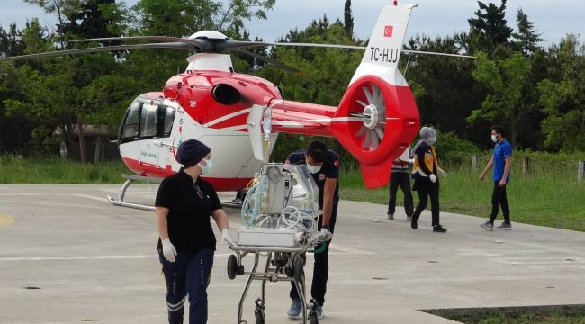 Ambulans helikopter 4 günlük bebek için havalandı