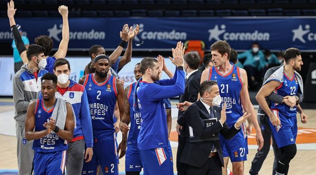 Anadolu Efes, adını finale yazdırdı