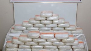 At sırtında 84 kilo 800 gram eroin ele geçirildi