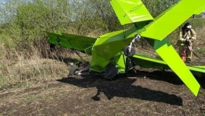 Bakım işçisi küçük uçak kaçırdı