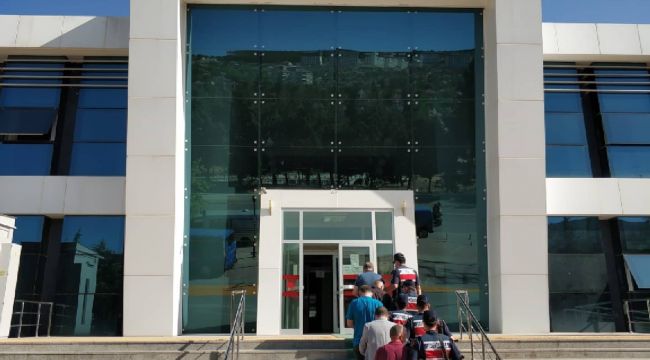 Burdur'da yüzlerce tarihi eser ele geçirildi