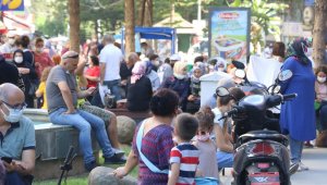 Cami bahçeleri ve parklar lokantaya döndü