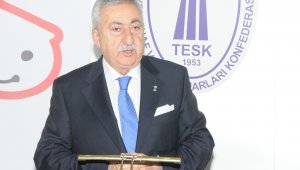 Esnaf bayram öncesi açılma istiyor