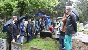 Görevi başında öldürülen Dr. Furtun mezarı başında anıldı