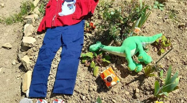 Hayatını kaybeden oğluna bayramlık aldı