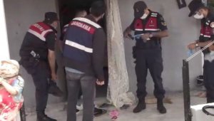 İzmir'de 'Mini Kolombiya' çetesine baskın