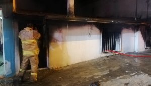 İzmir'de müstakil ev yangınında kundaklama şüphesi