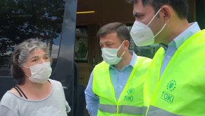 İzmirli depremzededen Bakan Kurum'a teşekkür