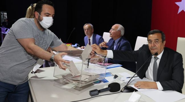 Kıyı Ege, Batur'la devam