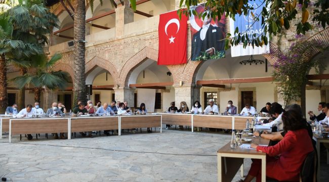 Kuşadası Belediyesi Meclisi'nden Filisitin halkı ile dayanışma