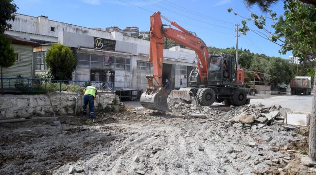 Kuşadası Sanayi Sitesi'nde değişim sürüyor