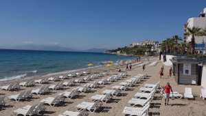 Kuşadası'nda bayramda sokaklar boş kaldı