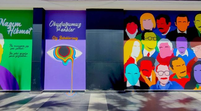 Kuşadası'nın sokaklarında sanat var