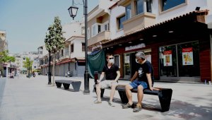 Kuşadası'nın turistik çarşıları güzelleşiyor