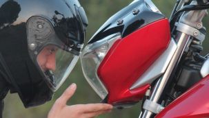 Motosiklet tutkunu genç intihar etti 