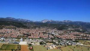 Muğla'da 83 bin 777 kişi evde tek yaşıyor