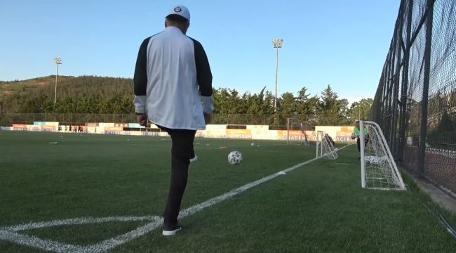 Mustafa Denizli kornerden golü attı