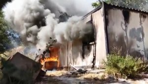 Parfüm kutusu patladı, konteynır küle döndü