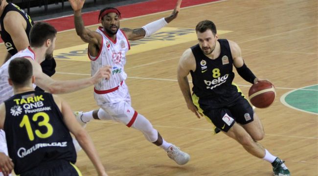 Pınar Karşıyaka: 62 - Fenerbahçe Beko: 67