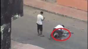 Sokak ortasında dehşet görüntüleri