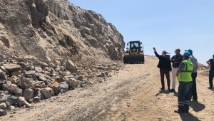 Spil Dağı'nda yol çalışmaları devam ediyor